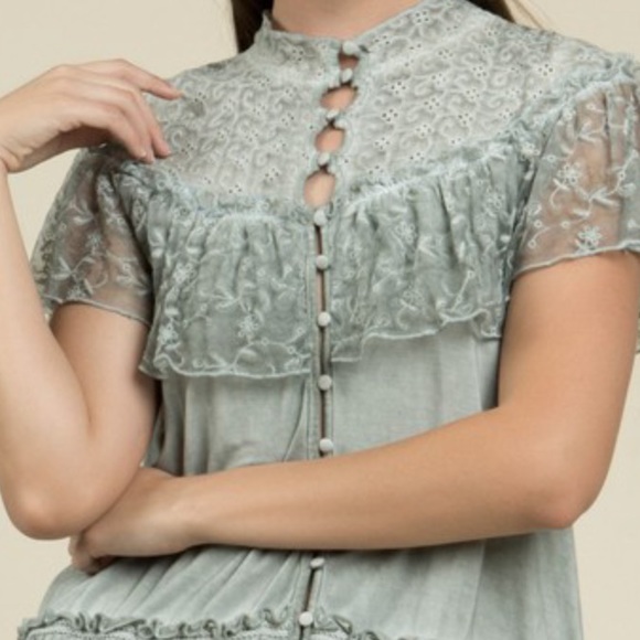 💼S-L♠️Sweet Dream Victorian Peek-A-Boo Button Top - Picture 8 of 8